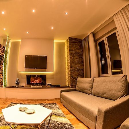 Chimney Modern Apartment Нови-Сад Экстерьер фото