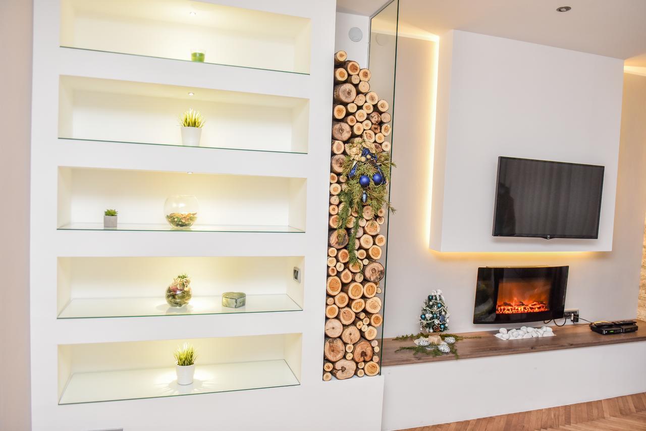Chimney Modern Apartment Нови-Сад Экстерьер фото
